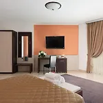Hotel B&B Hotel Settimo Torinese 3*