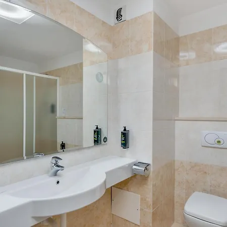 Hotel B&B Hotel Settimo Torinese 3*