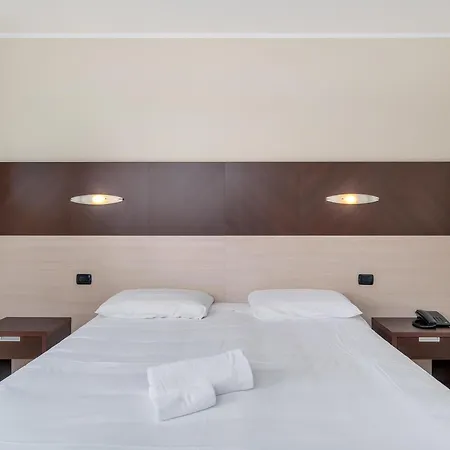 Отель B&B Hotel Settimo Torinese Сеттимо-Торинезе