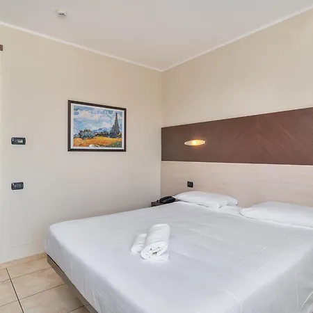 Отель B&B Hotel Settimo Torinese Сеттимо-Торинезе