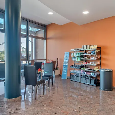 Отель B&B Hotel Settimo Torinese