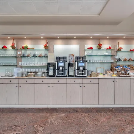 Отель B&B Hotel Settimo Torinese Сеттимо-Торинезе