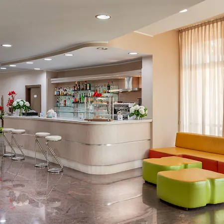 Отель B&B Hotel Settimo Torinese Сеттимо-Торинезе