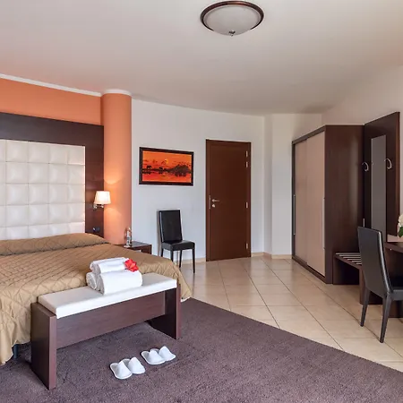 B&B Hotel Settimo Torinese Hotell 3*