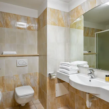 Отель B&B Hotel Settimo Torinese Сеттимо-Торинезе