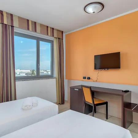 B&B Hotel Settimo Torinese 호텔 3*