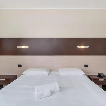 B&B Hotel Settimo Torinese 호텔 3*
