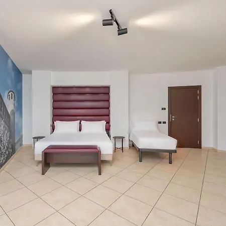 B&B Hotel Settimo Torinese Hotell 3*