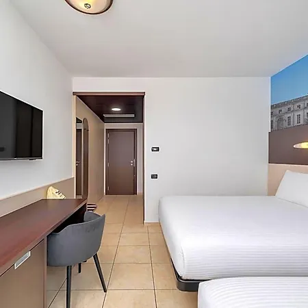 Hotel B&B Hotel Settimo Torinese 3*