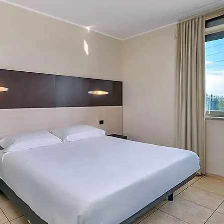 Hotel B&B Hotel Settimo Torinese 3*